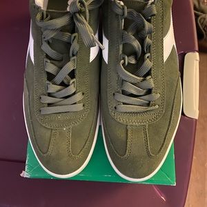 Diadora green suede size 12.5 sneakers
